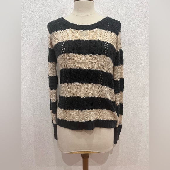 Pink Rose Sweaters - Pink Rose Size M Black and Cream Striped Sweater.‎